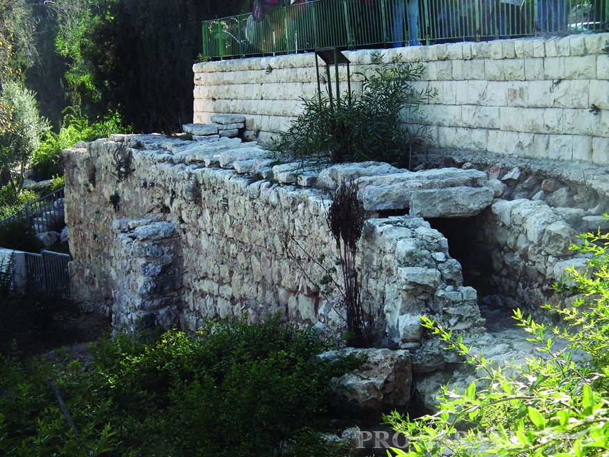 Древний акведук царя Ирода