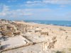 Остатки античной Кейсарии, вид на городские строения и ипподром, Кейсария, Израиль