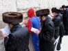 Есть в перечне почтовых услуг Израиля и довольно таки экзотические услуги - отправка посланий к Всевышнему