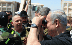Пограничной стеной отгораживается Израиль от Сирии